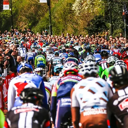 מלון De L'empereur