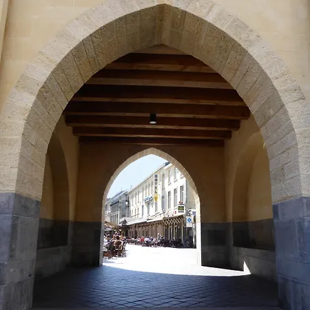 De L'empereur מלון 3*