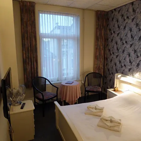 De L'empereur Hotel